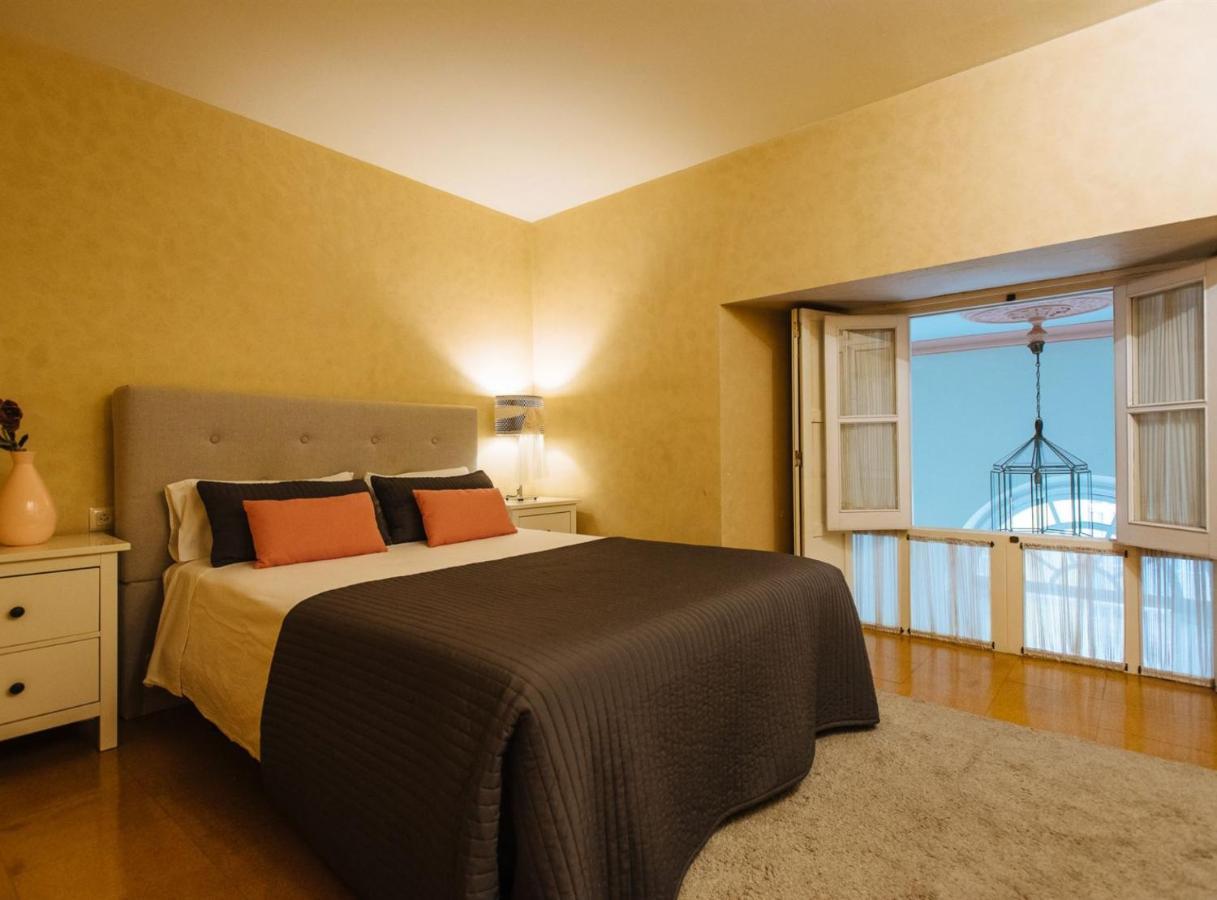 Pajaritos Suite Apartment - Private Parking Included 세비야 외부 사진